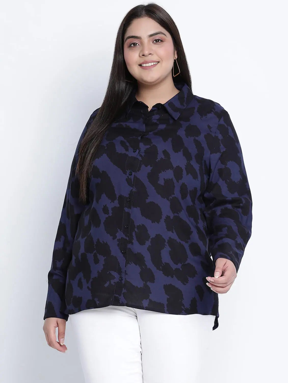 Ultra Classic Animal Printed Plus Size Shirt-- V-Neck T-Shirt Long Sleeve Cotton