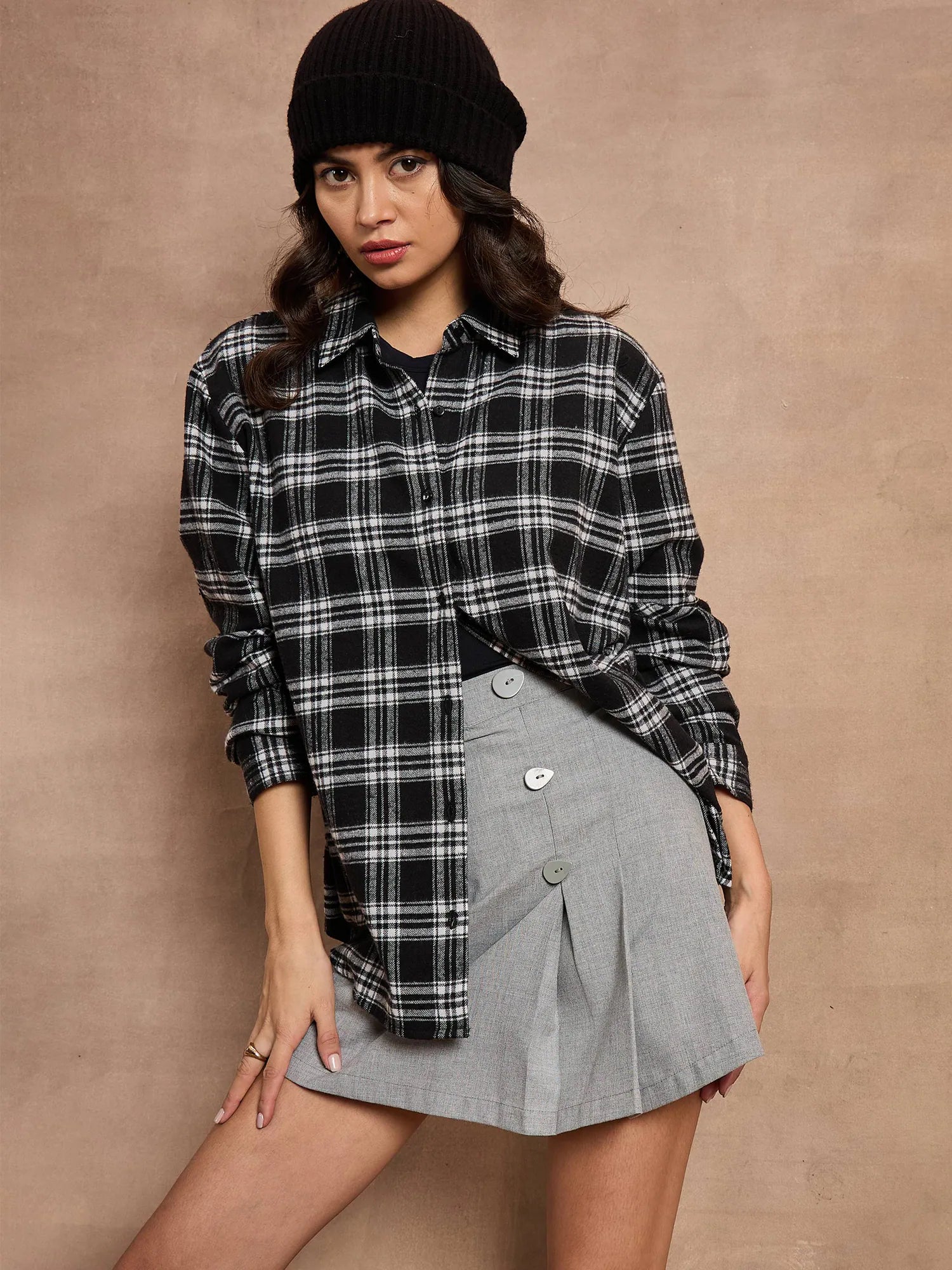 Women Black Check Oversized Shirt-SFSHRT20529-- Houndstooth Herringbone Solid