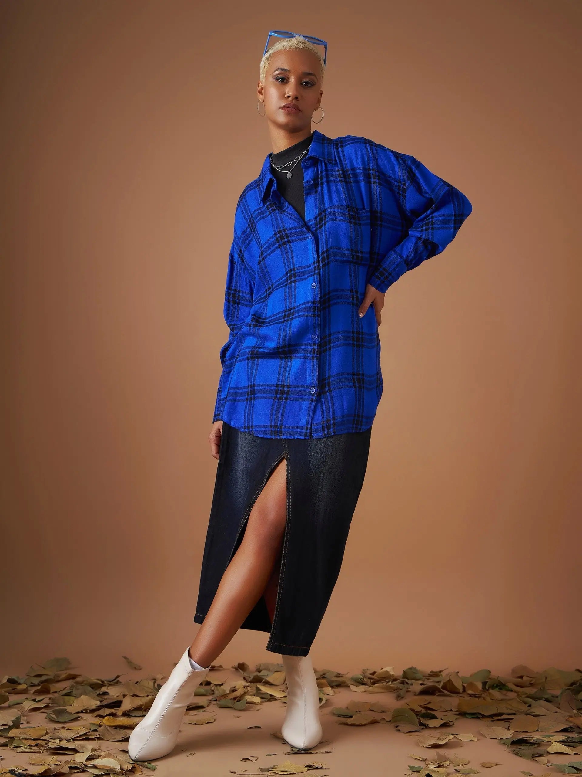 Women Royal Blue Yarndyed Check Oversized Shirt-- Fleece Fabric Down Fabric Feather Fabric