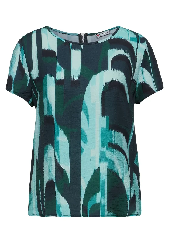 Materialmix-T-Shirt-- Embroidered Appliqued Beaded