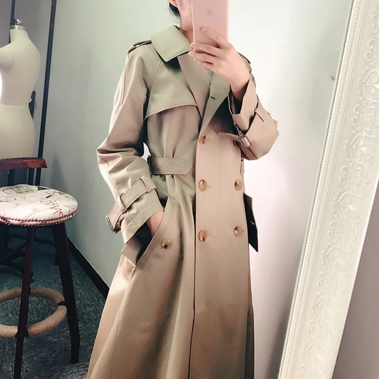 Khaki M