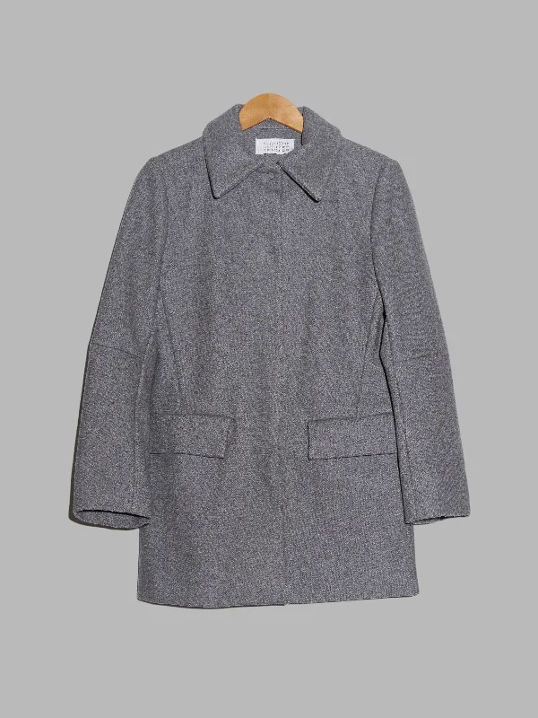 Maison Martin Margiela 6 1990s 2000s grey wool melton reversed placket coat - 42 Turtleneck Jacket Crew Neck Jacket V-Neck Jacket